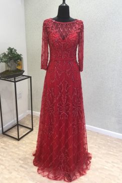 Elegant Red Long Beaded Evening Dress