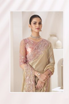 Alternative view of Chiffon Fabric Beautiful Saree in White Cream