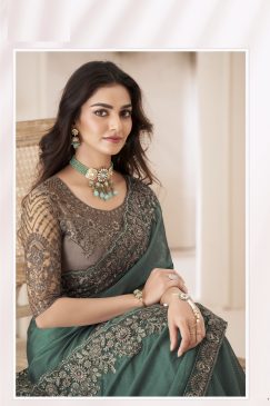 Alternative view of Silk Pattern Georgette saree in Greenish Cyan Color