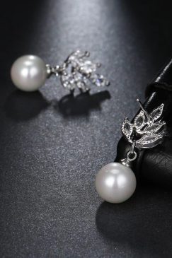 Alternative view of Cute Zircon Flower Pearl Drop Earrings