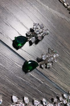 Alternative view of Emerald Green Water Drop Cubic Zircon Necklace Set