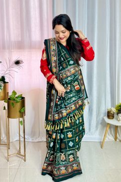 Alternative view of Bandhani Print Patola Saree in Vichitra Silk fabric in green color