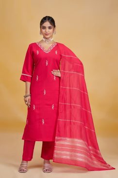 Kurta & Pant Dupatta Set in Silk Fabric In Red Color