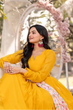 Alternative view of yellow Color Beautiful Anarkali Gown in Georgette Fabric