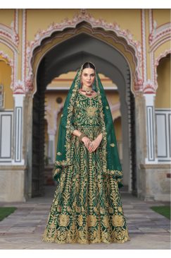 Anarkali Suit Exclusively Designed For The Occasion in Green Color