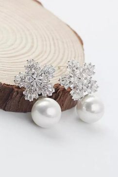 Alternative view of Luxury Cute Snowflake Zircon Earrings