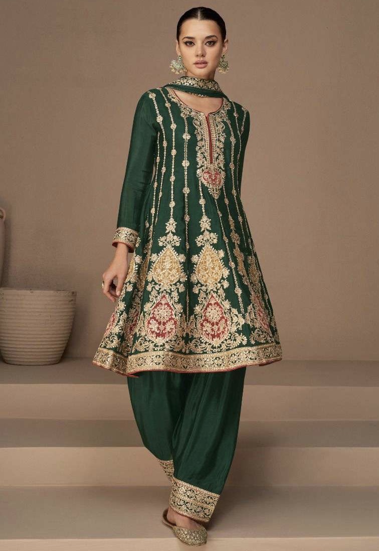 Silk pakistani hotsell suits