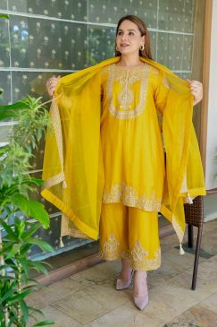 yellow color Beautiful Partywear Dress in Chinon SIlk Fabric