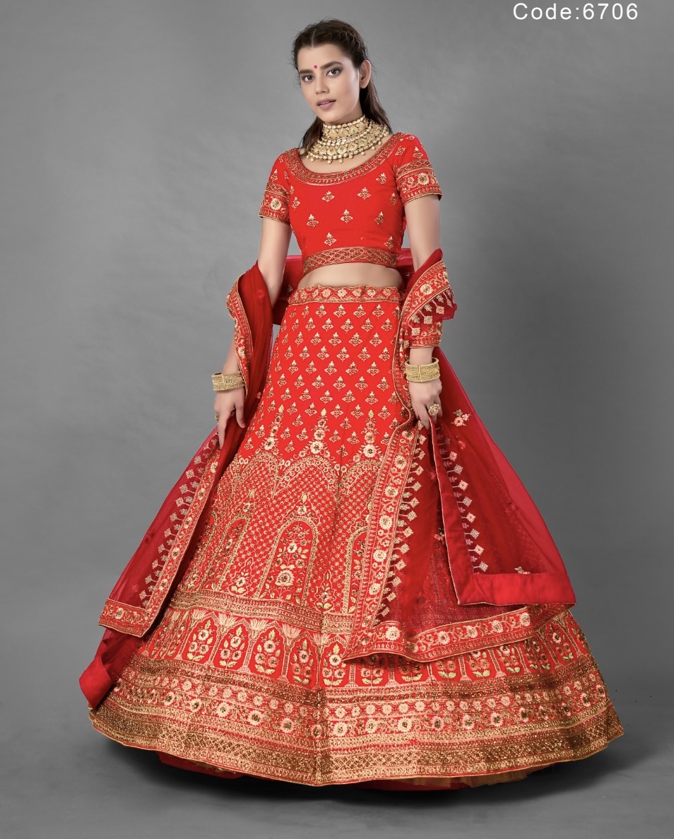 red netted lehenga