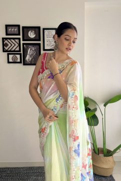 Alternative view of Stylish Partywear Saree In Georgette Fabric
