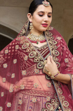 Alternative view of Blue Silk Bridal Lehenga Choli