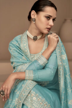 Alternative view of Blue Silk Palazzo Pant Suit