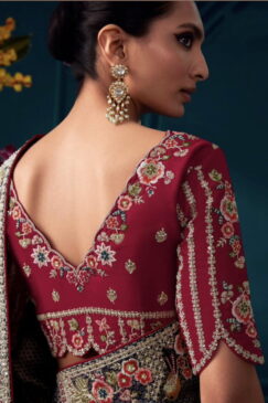 Alternative view of Grey Pure Silk Wedding Saree