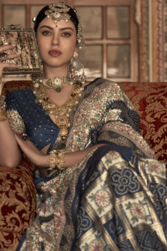 Alternative view of Blue Traditional Silk Saree