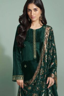 Alternative view of Green Velvet Embroidered Pant Suit