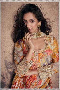 Alternative view of Multicoloured Floral Print Side Slit Anarkali Suit